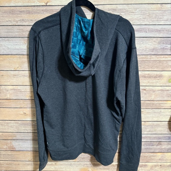 Men’s Lululemon dark gray sweater - Picture 5 of 7